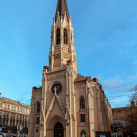 Лютеранская церковь Святого Михаила (другой ракурс)